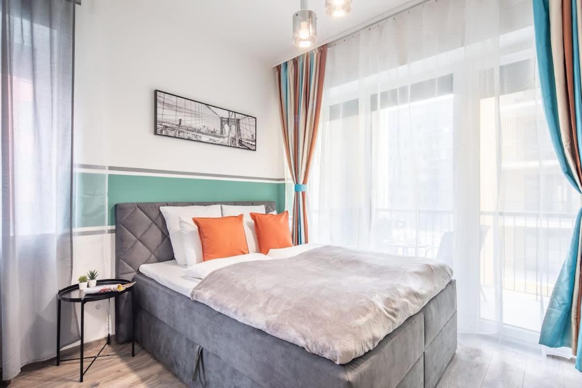 Brand New - Modern & Comy At River Budapest
